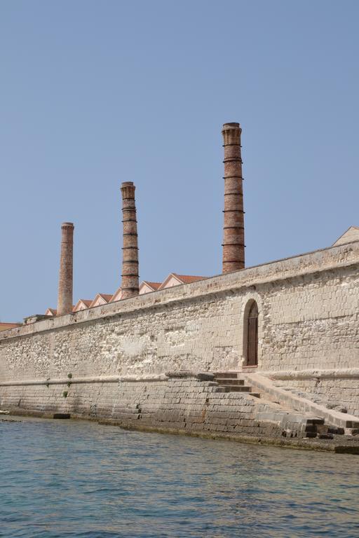 Hotel Il Portico Favignana Ngoại thất bức ảnh