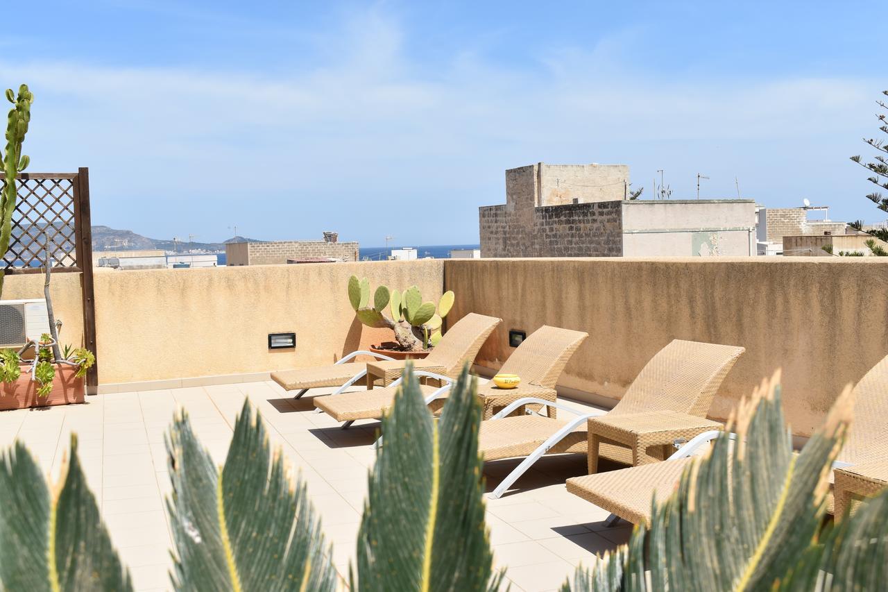 Hotel Il Portico Favignana Ngoại thất bức ảnh