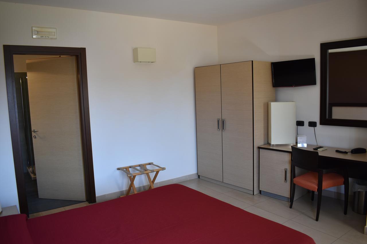 Hotel Il Portico Favignana Ngoại thất bức ảnh