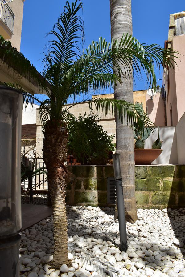 Hotel Il Portico Favignana Ngoại thất bức ảnh