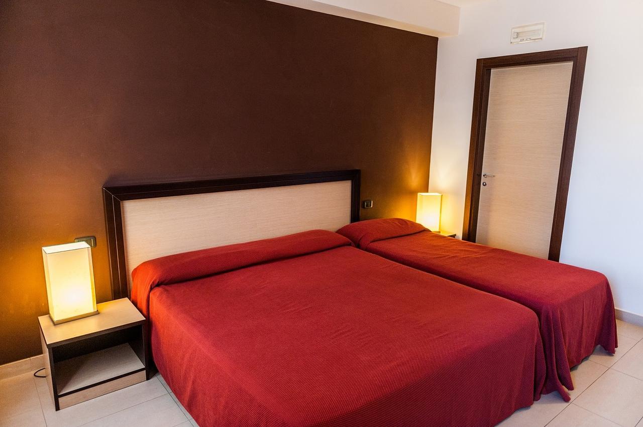 Hotel Il Portico Favignana Ngoại thất bức ảnh